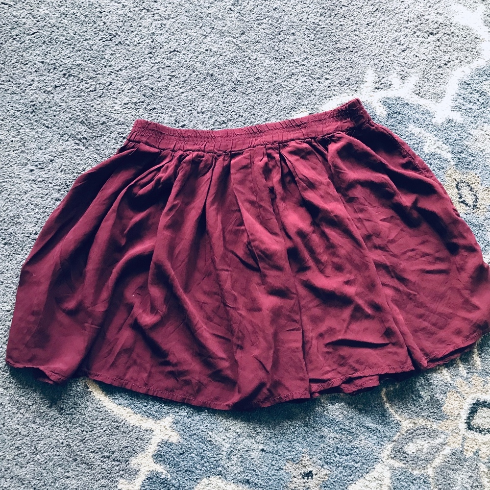 Brandy Melville Bordo Stephan Skirt